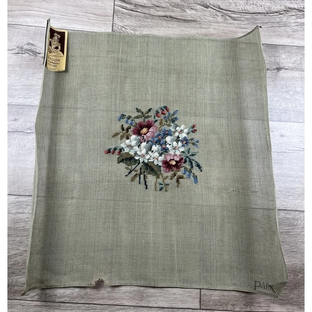 Paragon Needlepoint Tapestry Finished Floral Piece Art. 2100 B 6527 Embroidery